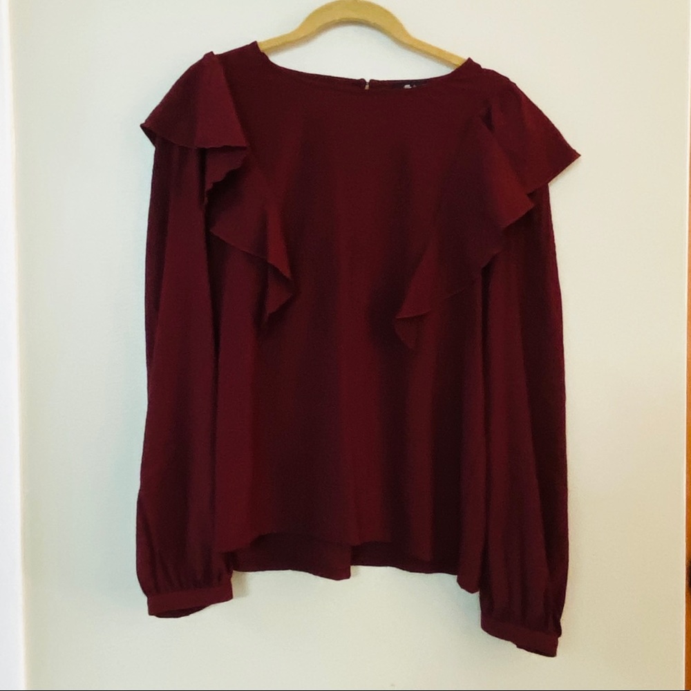 Madewell Ruffle Front Top - Picture 4 of 6